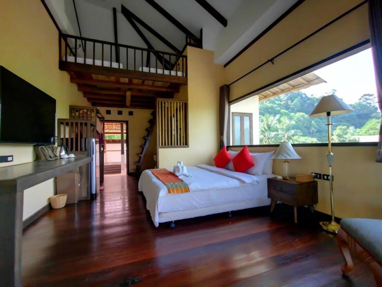 Hotel Relax House Lanta Old Town Ko Lanta Exterior foto