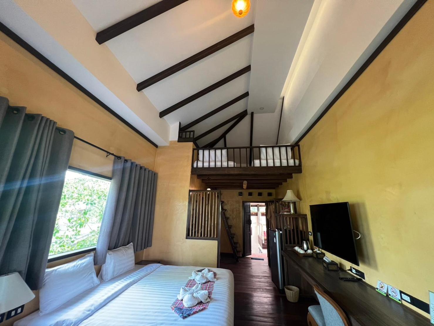 Hotel Relax House Lanta Old Town Ko Lanta Exterior foto