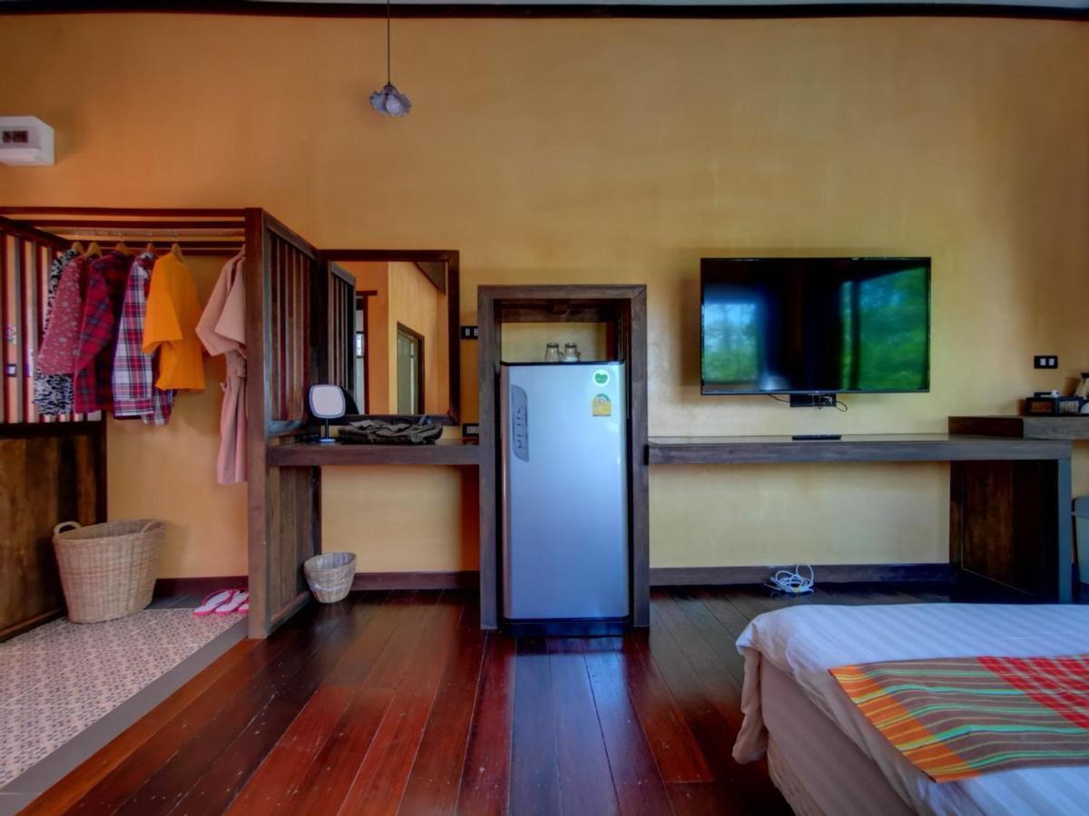 Hotel Relax House Lanta Old Town Ko Lanta Exterior foto